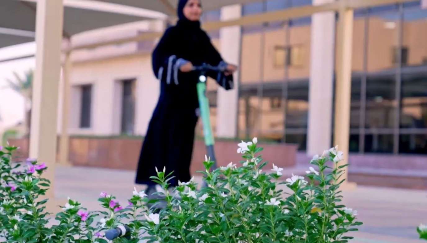   إطلاق خدمة النقل الذكي داخل حرم جامعة جدة 