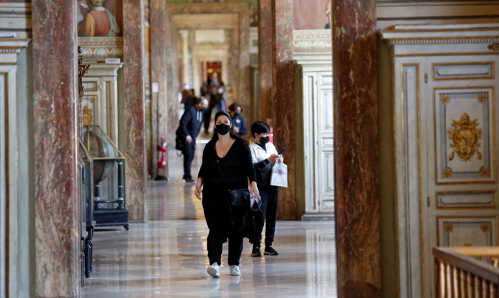   موظفو متاحف الفاتيكان يبدأون نزاعًا عماليًا غير مسبوق 