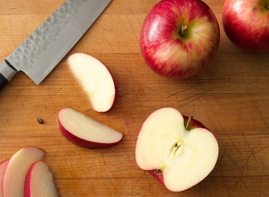 5 استخدامات غير متوقعة للتفاح.. ستدهشك معرفتها