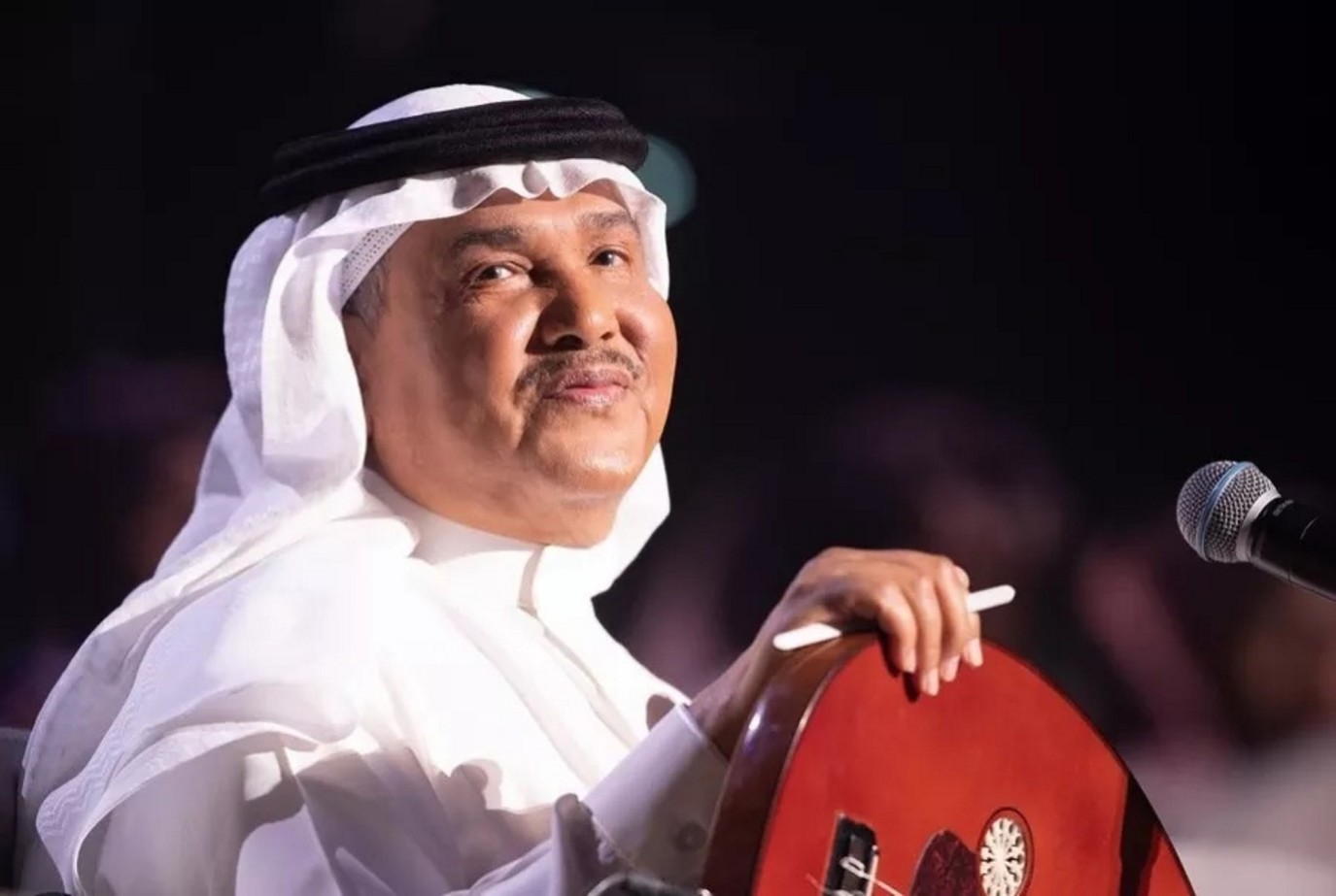 رسائل نجوم الخليج لدعم الفنان محمد عبده .. فيديو خاص 