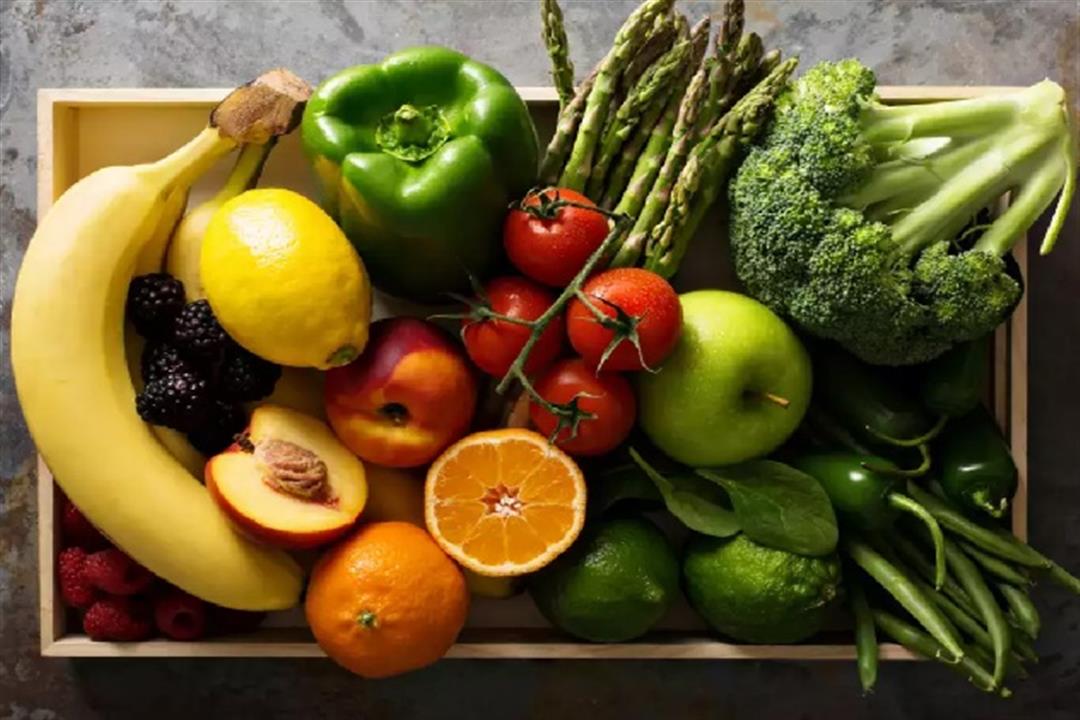 كيف يؤثر الإفراط في تناول الفاكهة على كبار السن؟