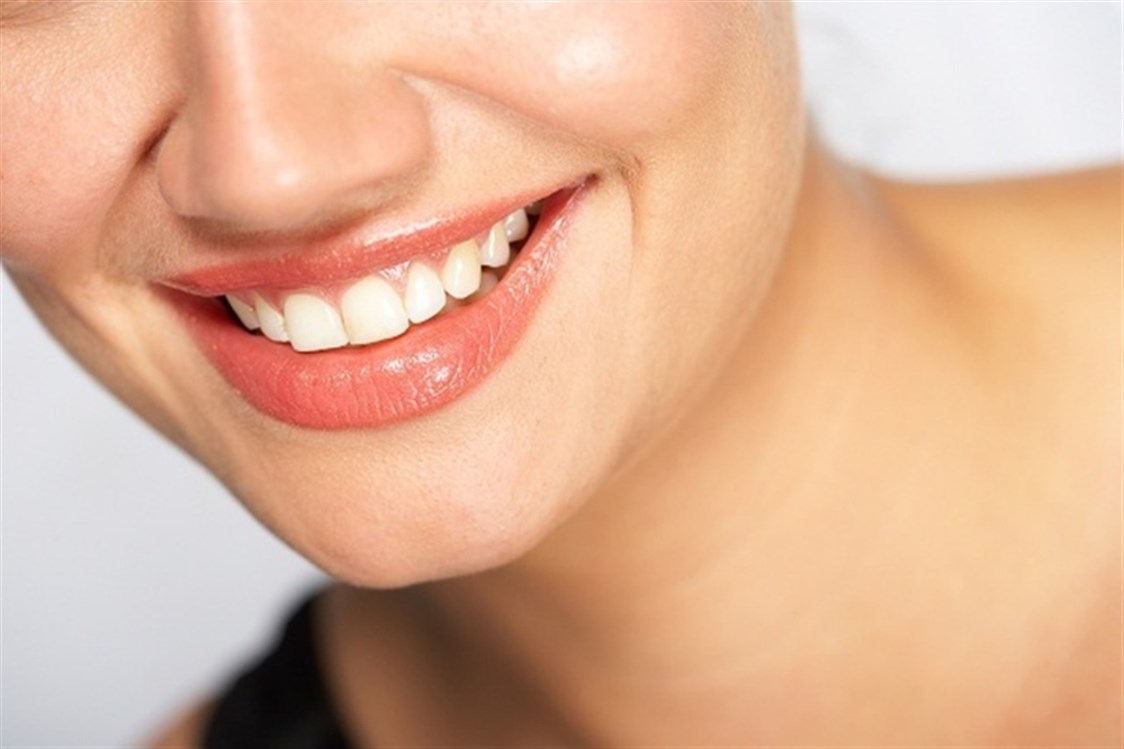 علاجات طبيعية للسواد حول الفم .. لابد من معرفتها