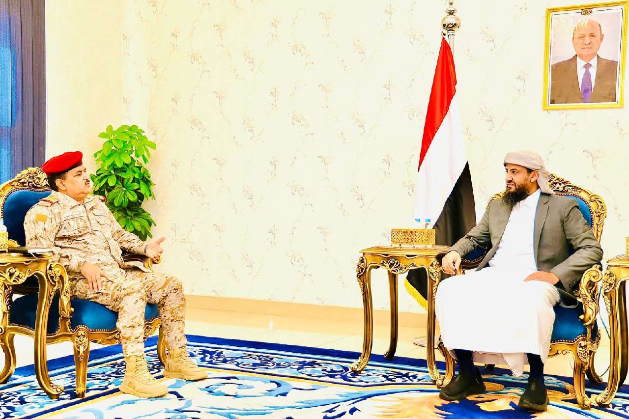   بالصورة .. المحرمي يلتقي هذا الوزير بقصر معاشيق  اخبار_اليمن 