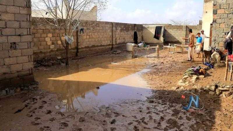 مأساة في تهامة.. السيول تجرف عشرات المساكن غربي اليمن