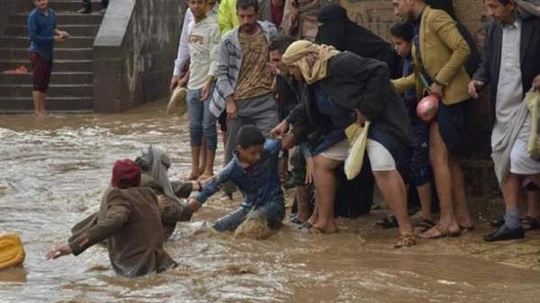   تحذير أممي من حدوث فيضانات بسبب الأمطار الغزيرة في هذه المحافظات اليمنية خلال الأيام المقبلة 