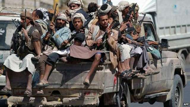 للاسبوع الثاني على التوالي.. جماعة الحوثي تواصل محاصرة إحدى قرى حجة