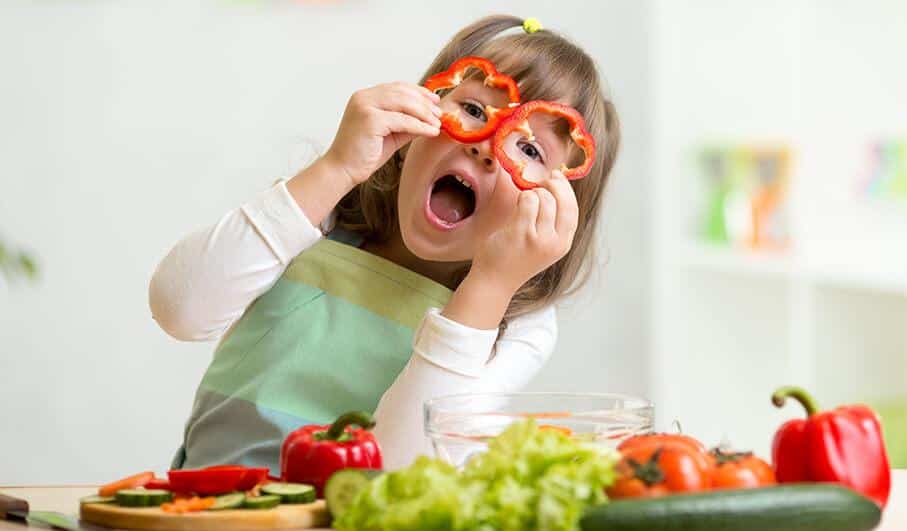   نصائح لتقديم تغذية صحية للأطفال 
