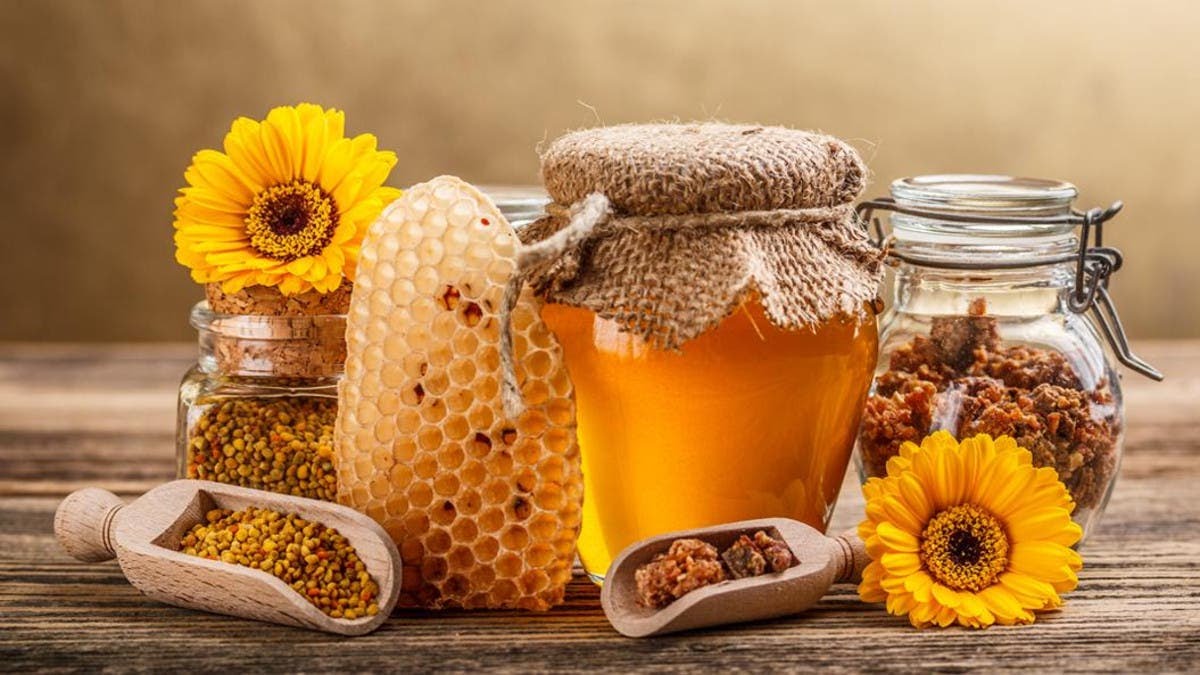 هل يمكن للعسل أن يطرد البلغم من الجسم؟
