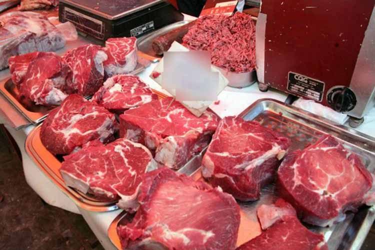 ما هي طرق الطهي الصحية التي يمكن استخدامها للحوم الحمراء؟