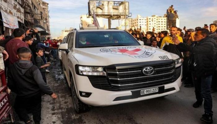  يوم التبادل الثاني.. 4 مجندات إسرائيليات يفتحن طريق المحكومين بالمؤبد  