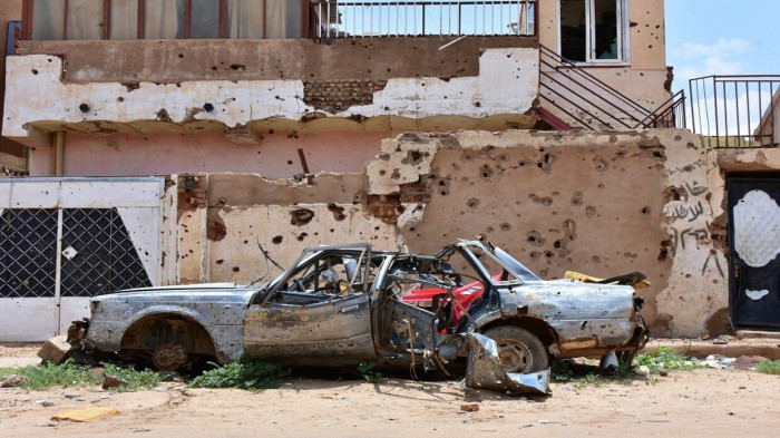 رايتس ووتش تطالب بحظر تدفق السلاح لطرفي الصراع في السودان